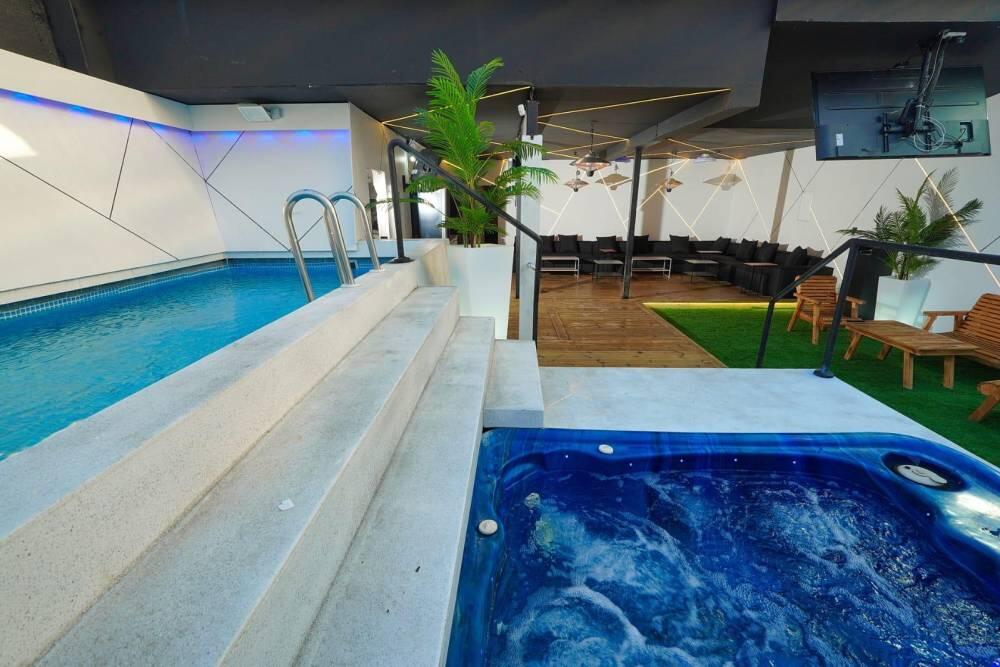 מתחם אירוח וויט - White מרכז  15  לופט 4 יו