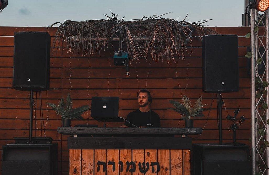 השמורה אירועים בטבע מרכז  14  לופט 4 יו