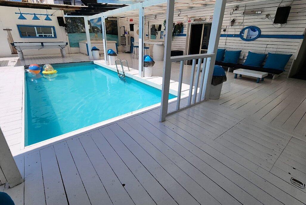 האי בשרון מרכז  24  לופט 4 יו