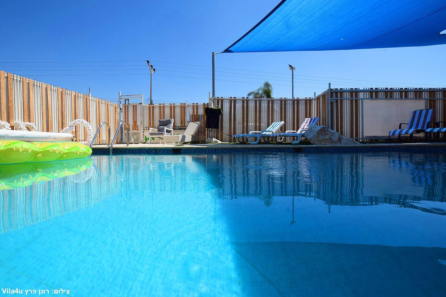 בריכת הסולטן מרכז  25  לופט 4 יו