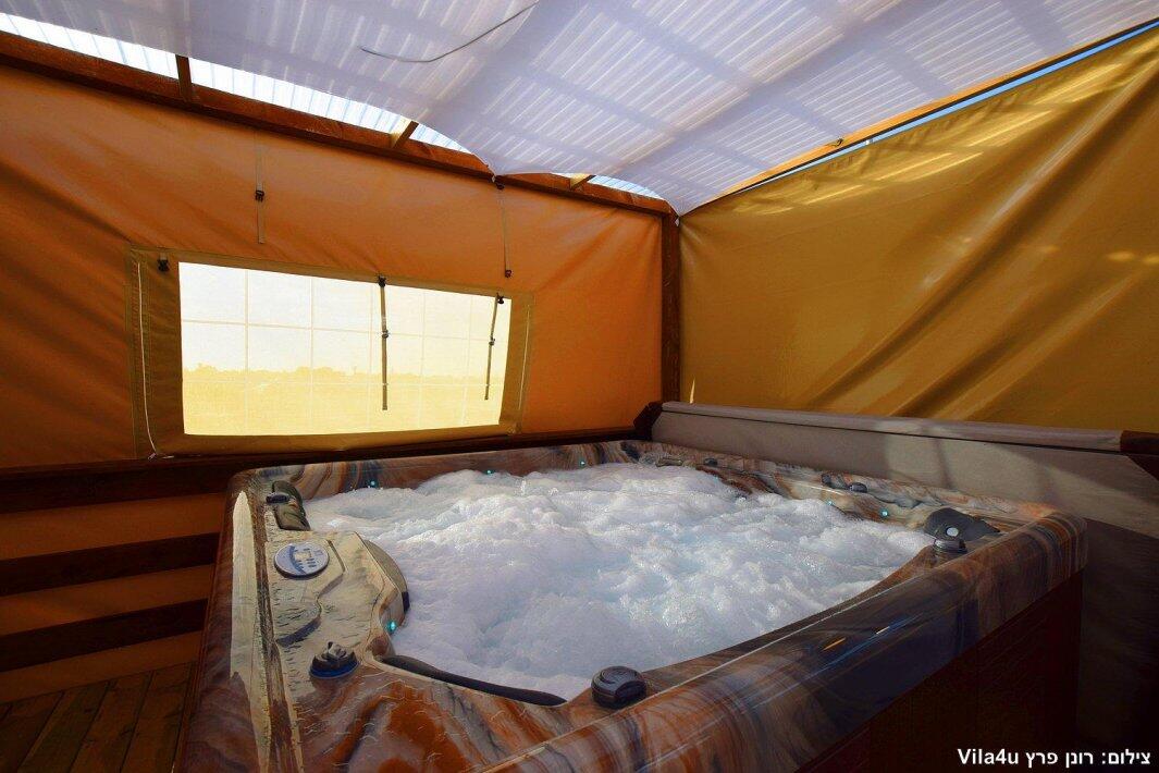 ליידיס פול מרכז  4  לופט 4 יו