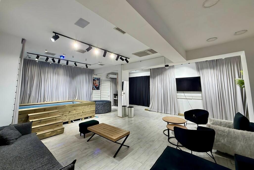 קינג ג'ורג פלייס - King George Place מרכז  14  לופט 4 יו