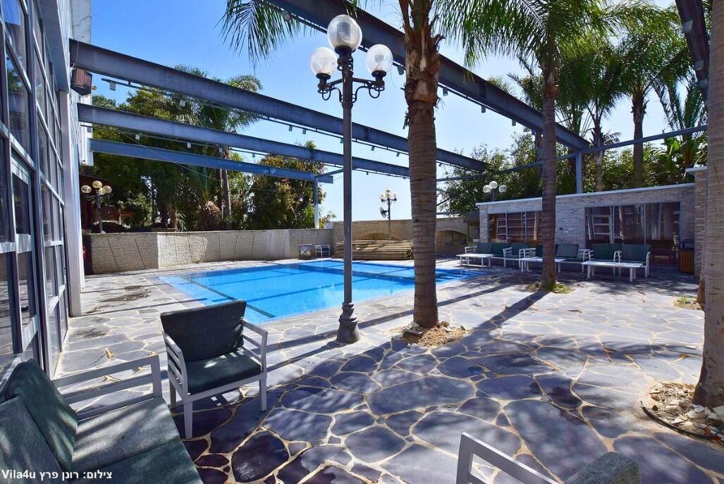 רוקה וייב מרכז  3  לופט 4 יו