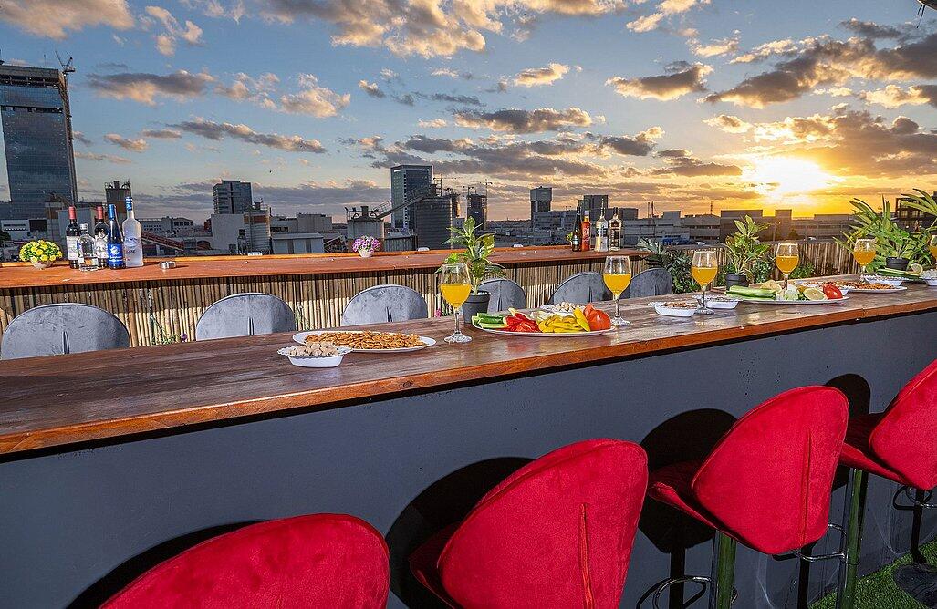 מתחם אירועים רוז גולד - Rose Gold מרכז  5  לופט 4 יו