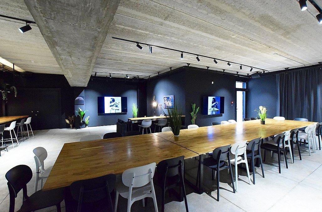 לופט קאסט - Cast מרכז  15  לופט 4 יו