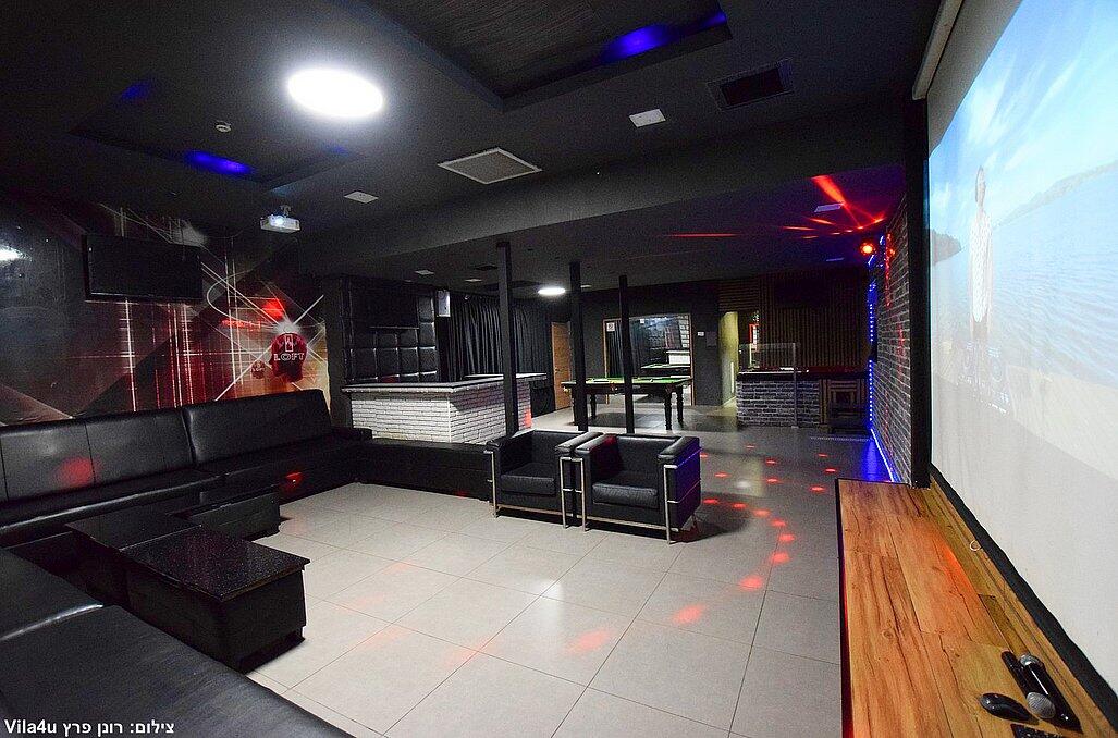 לופט סטורי מרכז  9  לופט 4 יו