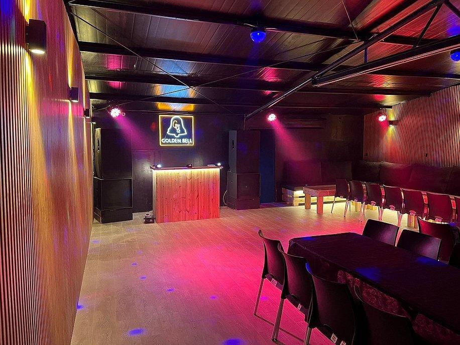 גולדן בל מרכז  13  לופט 4 יו