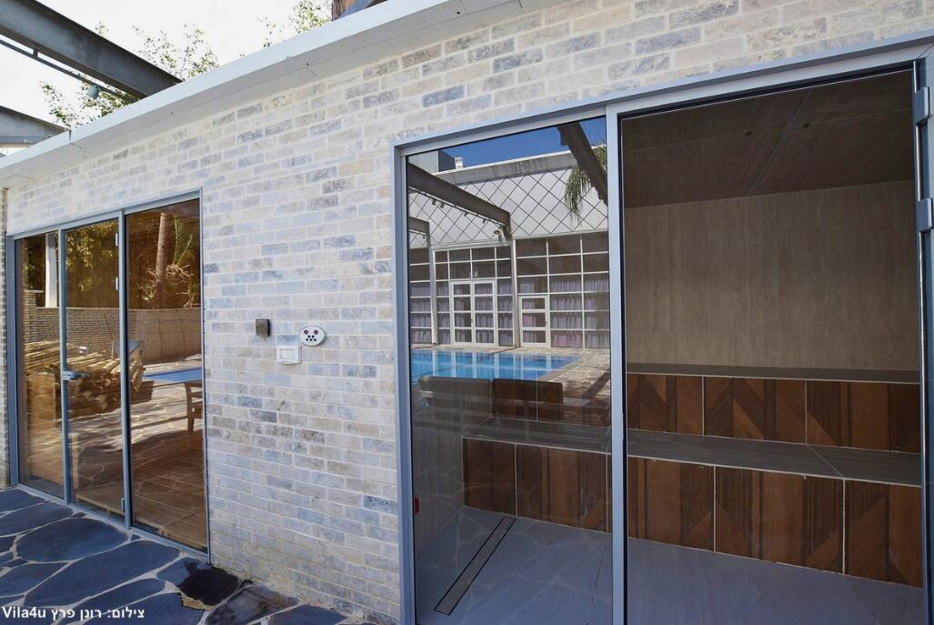 רוקה וייב מרכז  7  לופט 4 יו