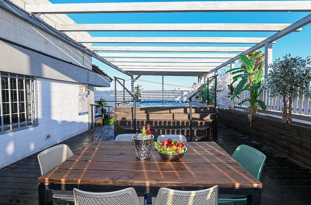 רוף טופ מרכז  4  לופט 4 יו