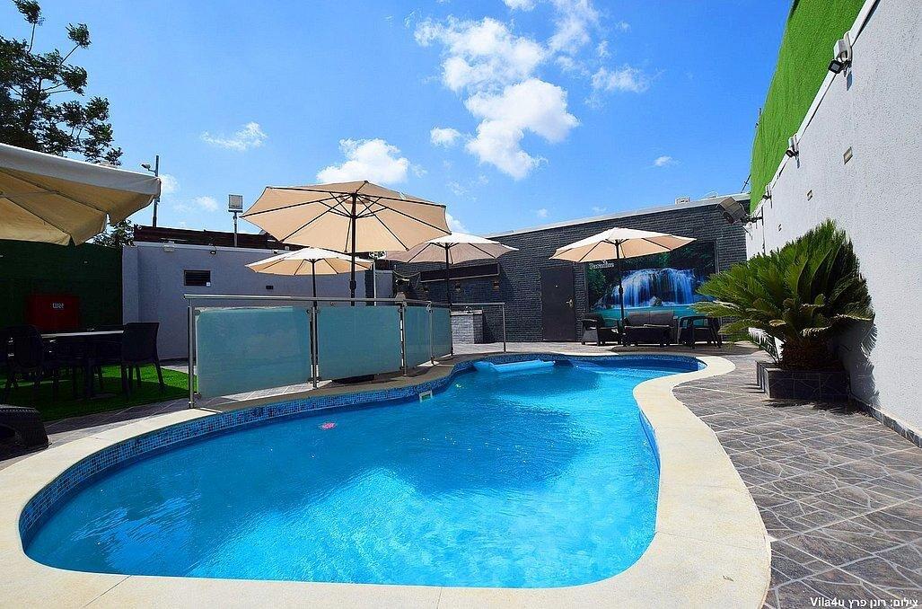 פארדייס בכפר מרכז  2  לופט 4 יו