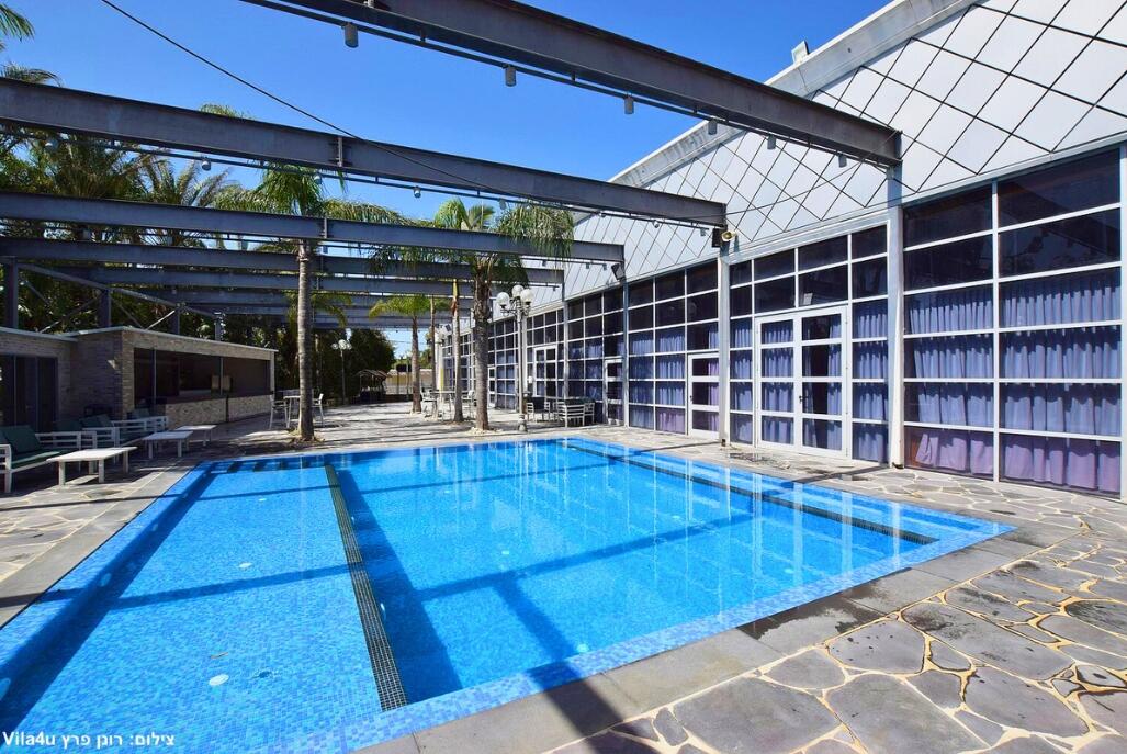 רוקה וייב מרכז  21  לופט 4 יו