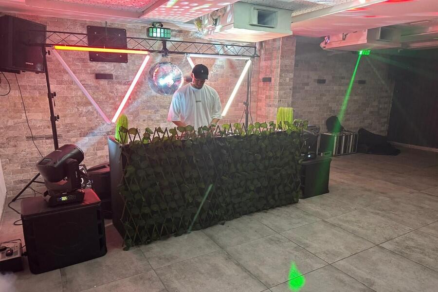 לופט ורטיגו - Loft Vertigo צפון  19  לופט 4 יו