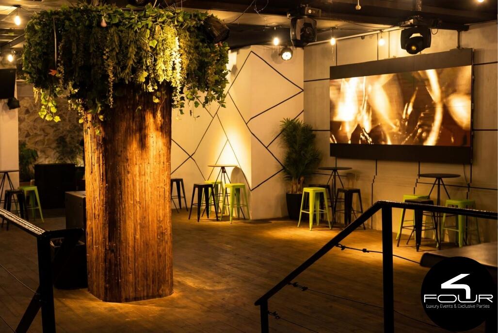 פור איוונטס - Four events מרכז  5  לופט 4 יו