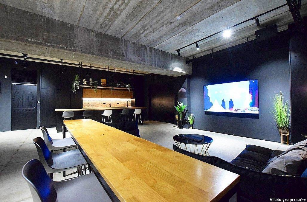 לופט קאסט - Cast מרכז  26  לופט 4 יו