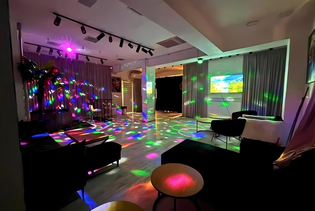 קינג ג'ורג פלייס - King George Place מרכז  5  לופט 4 יו