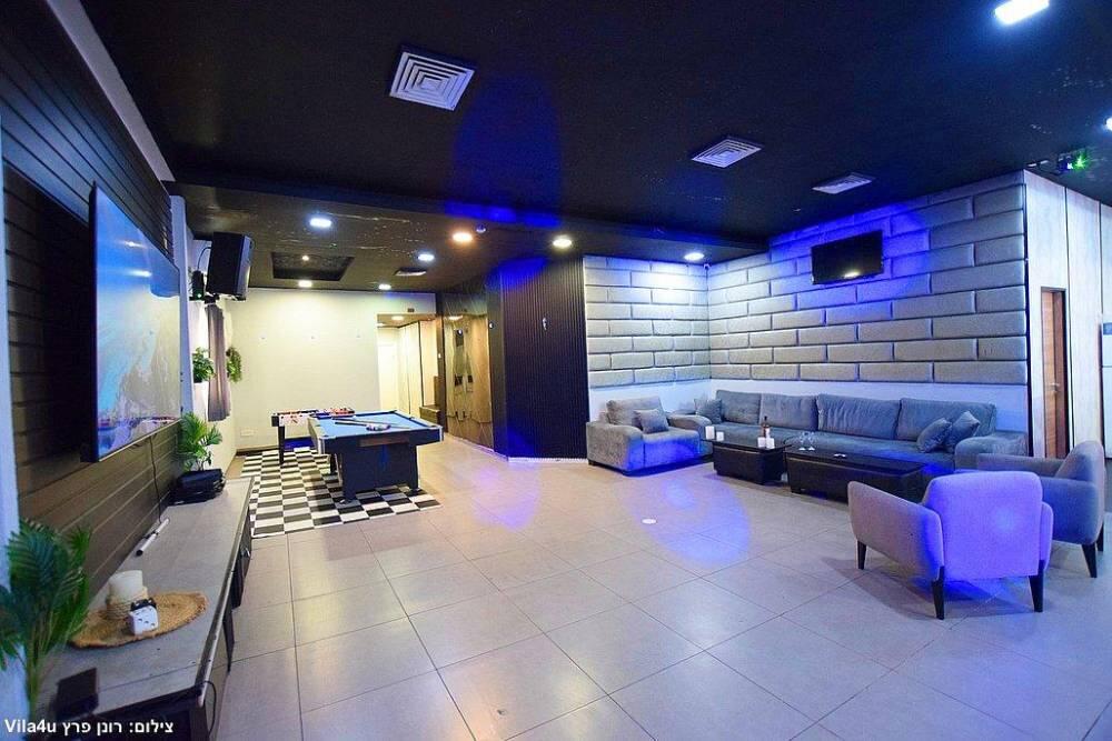 אינפניטי לופט מרכז  4  לופט 4 יו