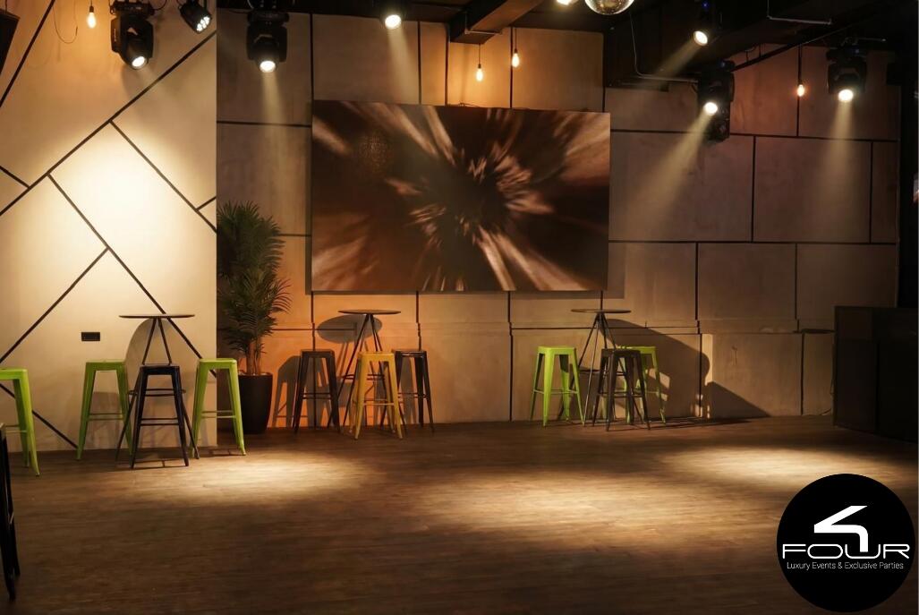 פור איוונטס - Four events מרכז  2  לופט 4 יו