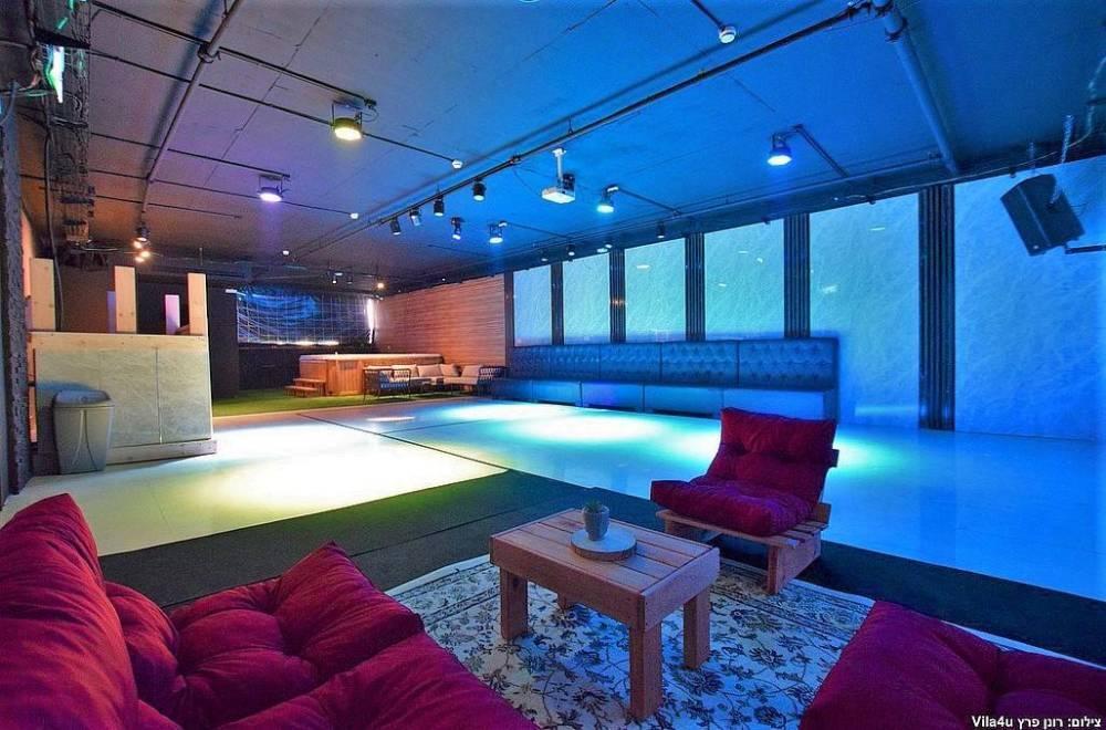 מון נייט איוונטס - Moon Night Events מרכז  12  לופט 4 יו