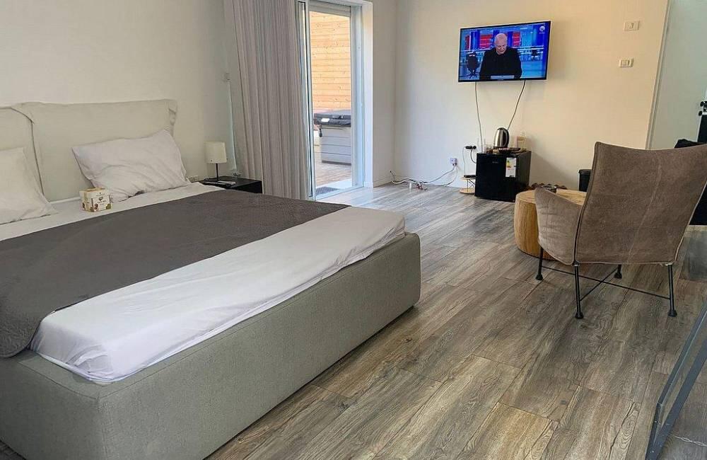 קסטילו בוטיק מרכז  12  לופט 4 יו