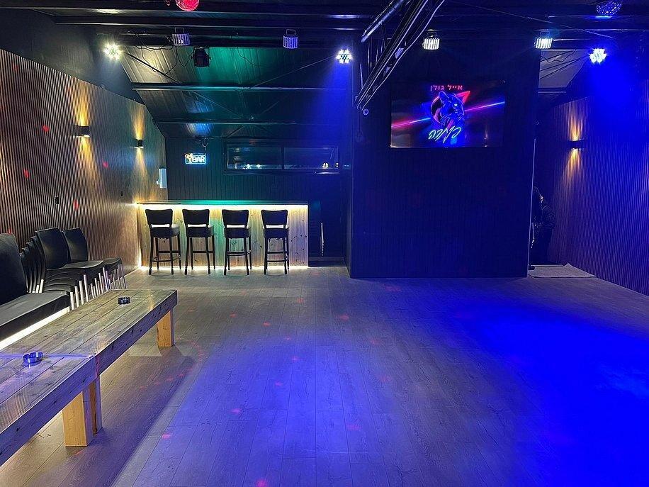גולדן בל מרכז  11  לופט 4 יו