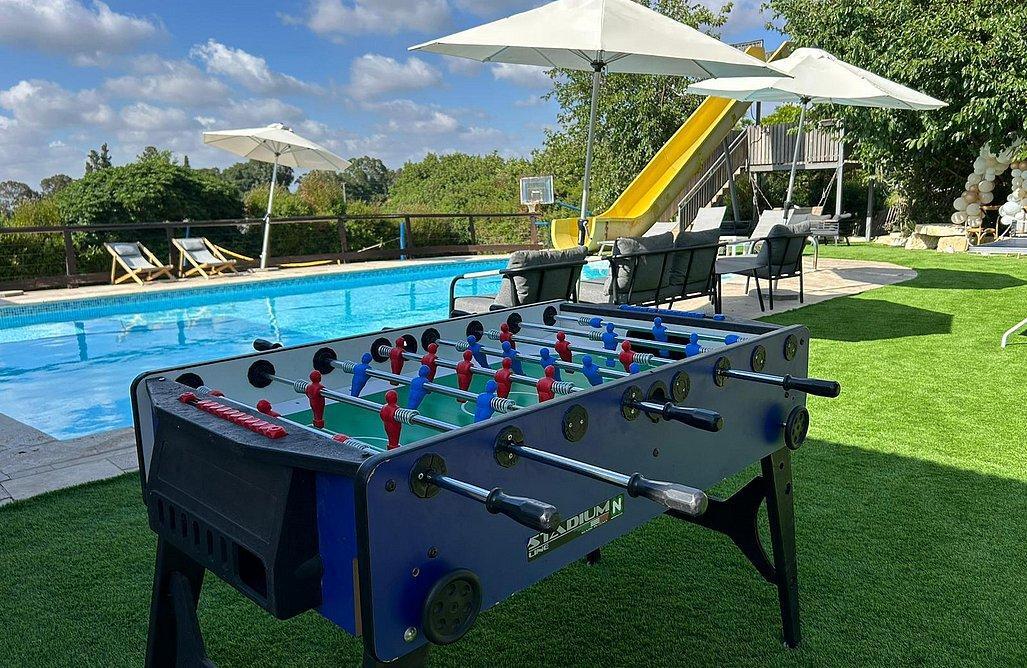 הוילה בשרון מרכז  10  לופט 4 יו