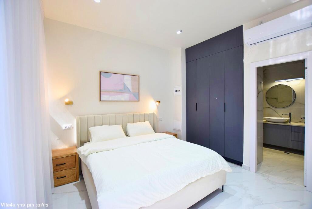 רוקה וייב מרכז  9  לופט 4 יו