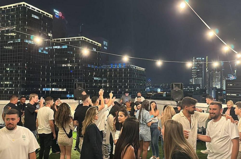 אלמאגו רוף תל אביב מרכז  45  לופט 4 יו