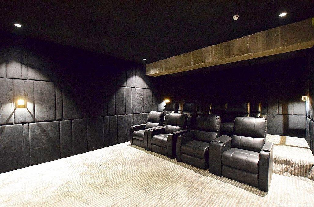 לופט קאסט - Cast מרכז  9  לופט 4 יו