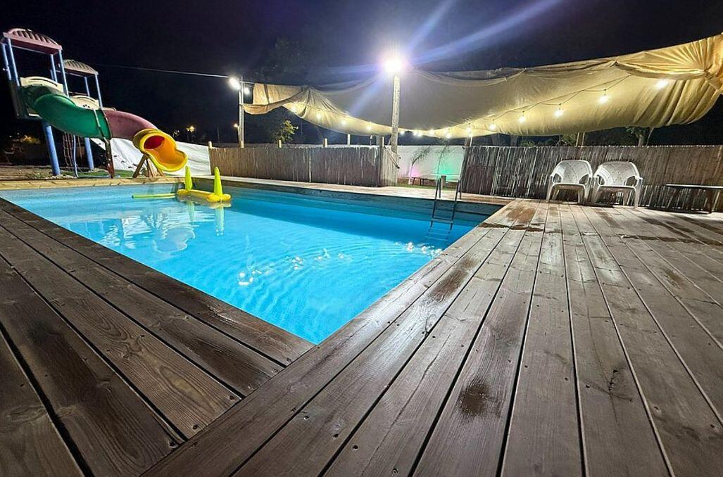 גארדן פול איוונטס מרכז  10  לופט 4 יו