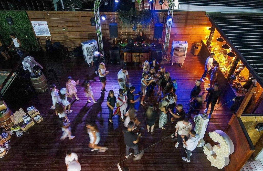 השמורה אירועים בטבע מרכז  24  לופט 4 יו