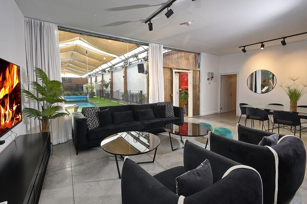 גאסטהאוס איוונטס צפון  5  לופט 4 יו