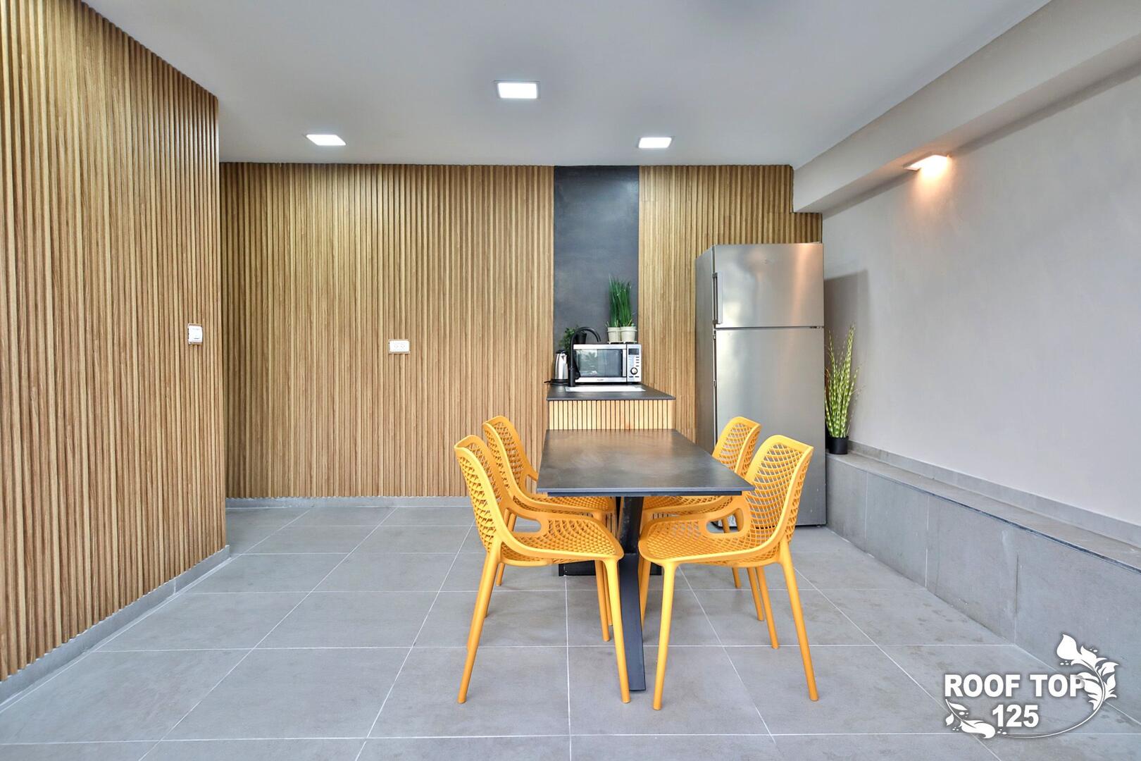 הפנטהאוז הצפוני צפון  7  לופט 4 יו