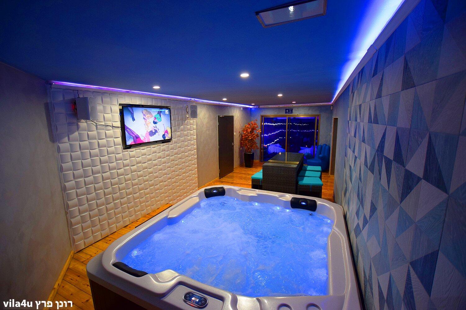 לופט פארטי טיים מרכז  4  לופט 4 יו