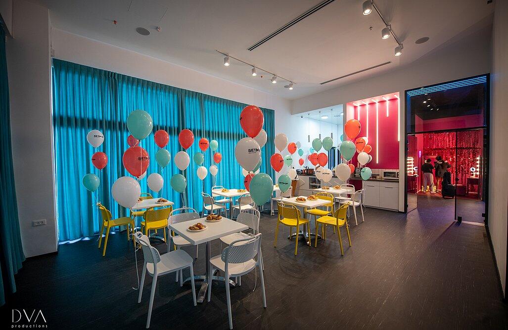 סט אפ מתחם טיקטוק - Set Up Israel מרכז  9  לופט 4 יו