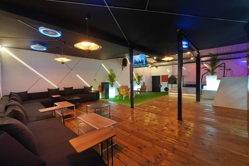 מתחם אירוח וויט - White מרכז  11  לופט 4 יו