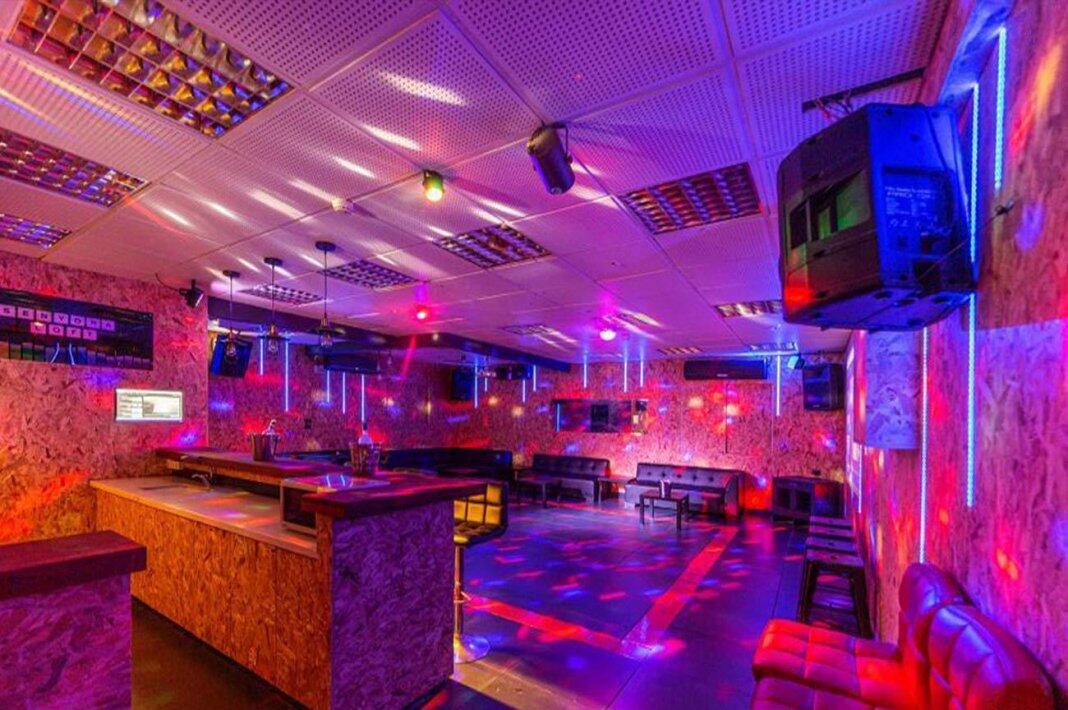 לופט סניורה חולון מרכז  26  לופט 4 יו