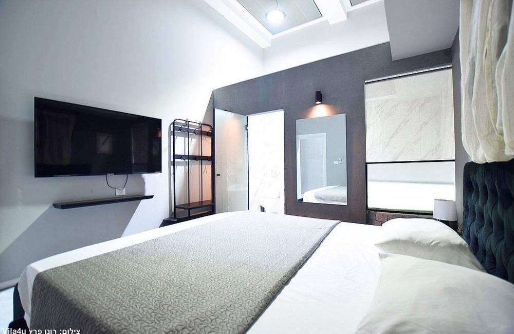 קסטילו בוטיק מרכז  26  לופט 4 יו