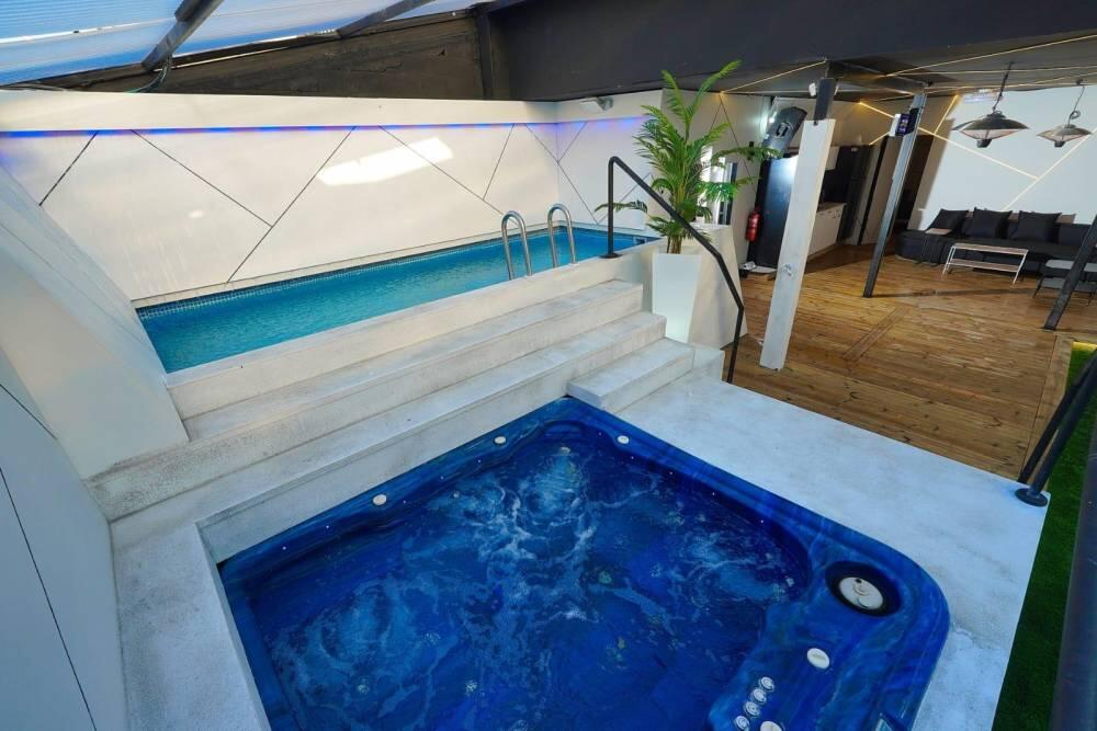 מתחם אירוח וויט - White מרכז  13  לופט 4 יו