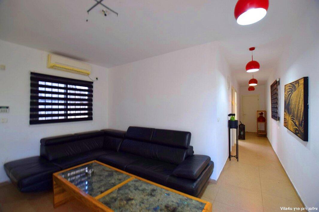 קרטחנה בעיר מרכז  11  לופט 4 יו