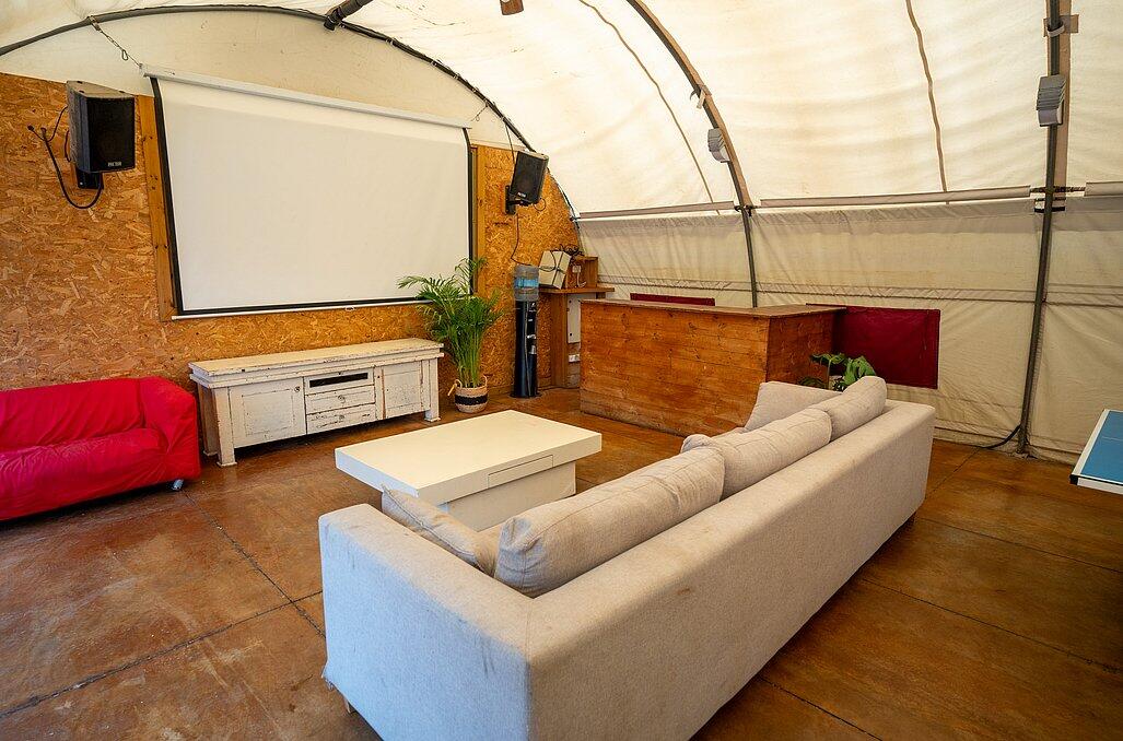 וויליג בר איוונטס מרכז  9  לופט 4 יו