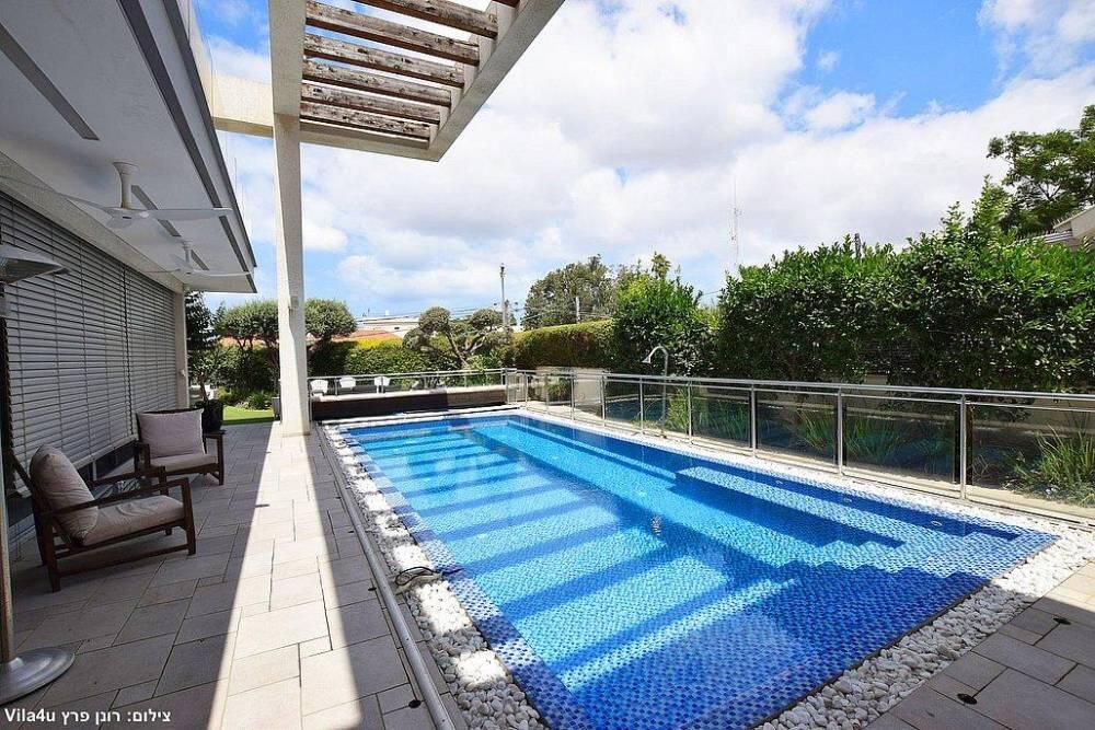 סיקרט פול מרכז  16  לופט 4 יו