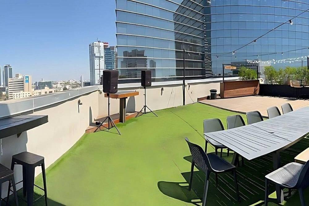 אלמאגו רוף תל אביב מרכז  28  לופט 4 יו