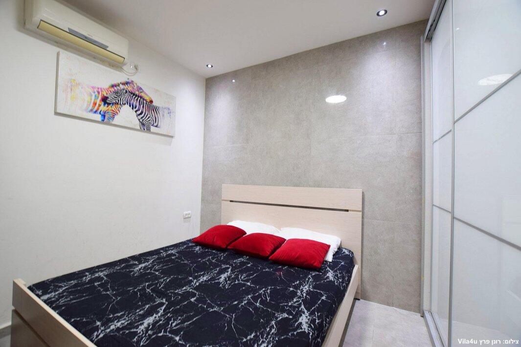 דה פלייס 99 -  The Place צפון  28  לופט 4 יו