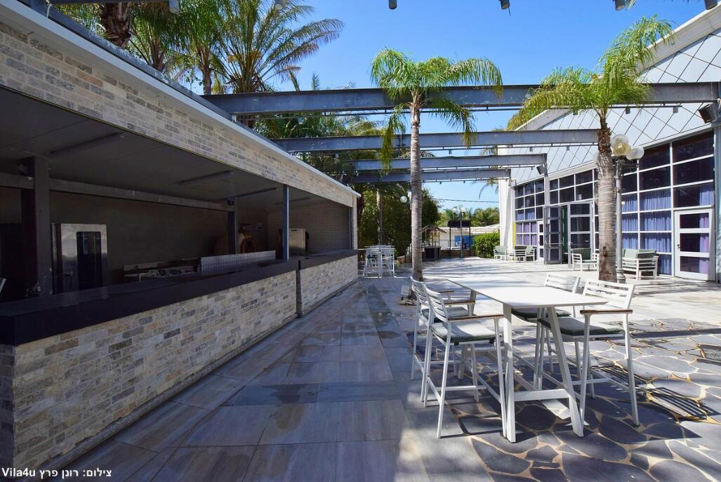 רוקה וייב מרכז  5  לופט 4 יו