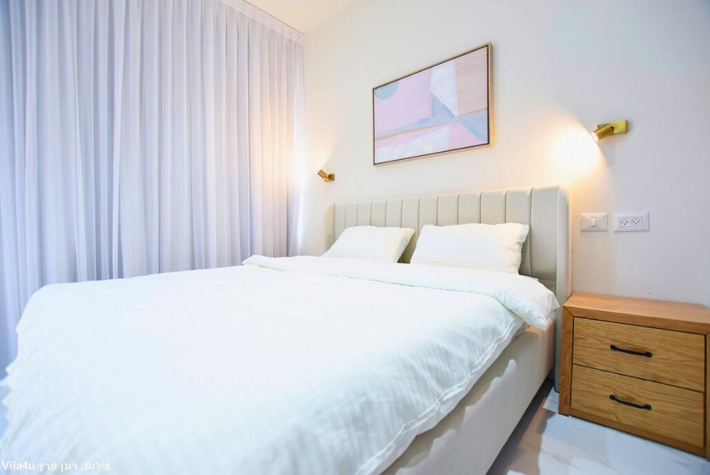 רוקה וייב מרכז  11  לופט 4 יו