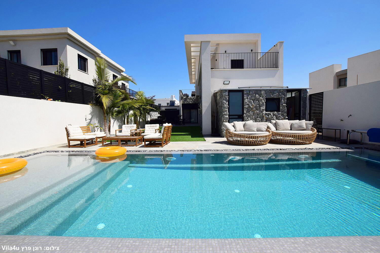 וילה קיי - K חדרה מרכז  3  לופט 4 יו