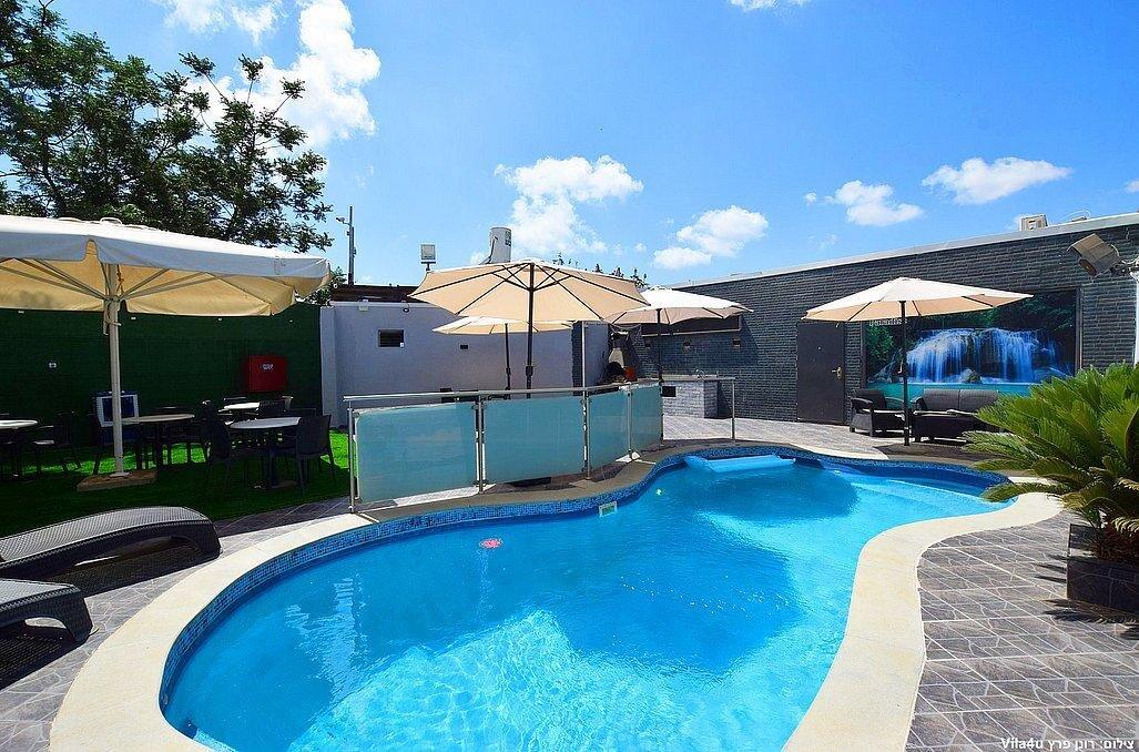 פארדייס בכפר מרכז  15  לופט 4 יו