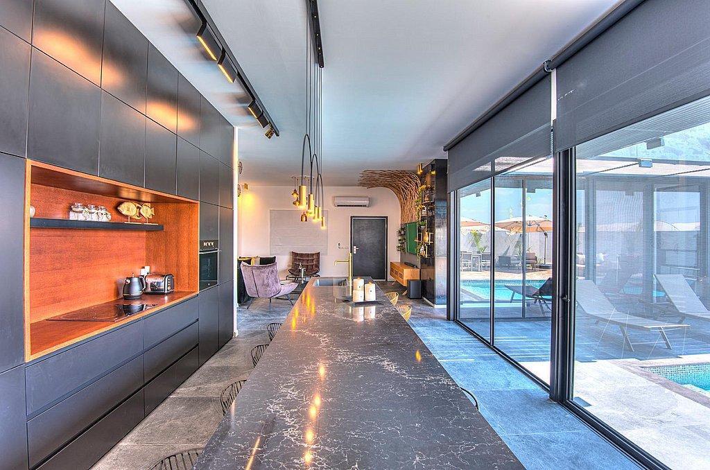 וילה סקיי מון מרכז  8  לופט 4 יו